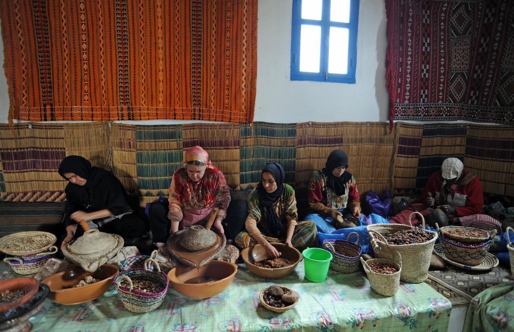 Riad Maison Du Sud Szavíra Kültér fotó
